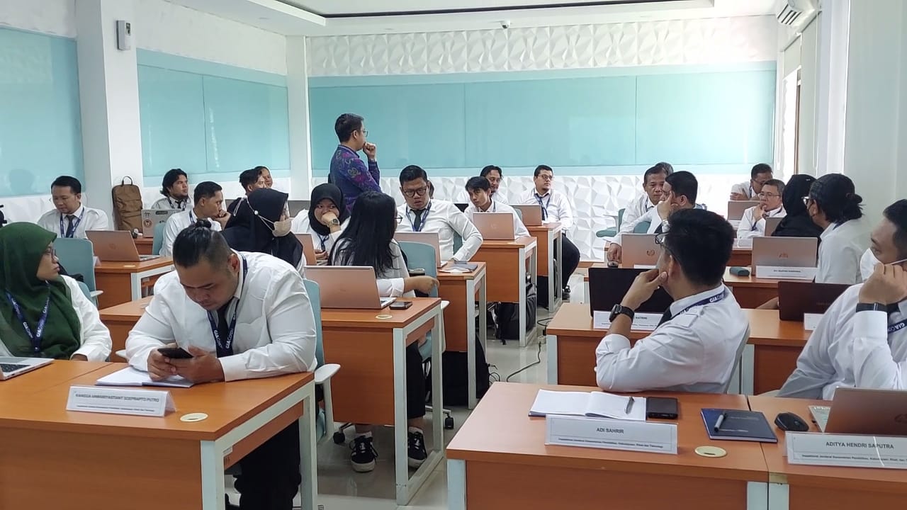 Rochxy, S.H., M.S.A., CLA., C.Med., CRMP. Rochxy, S.H., M.S.A., CLA., C.Med., CRMP.